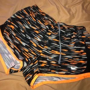 CUTE NIKE SHORTS !